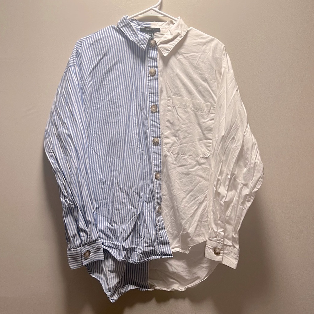 ✨TWO TONED BUTTON DOWN✨